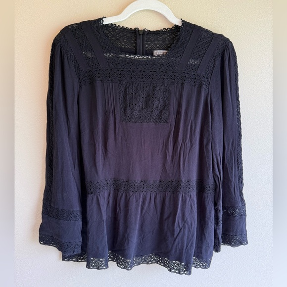 J Crew Point Sur crochet Black Top - Picture 1 of 7